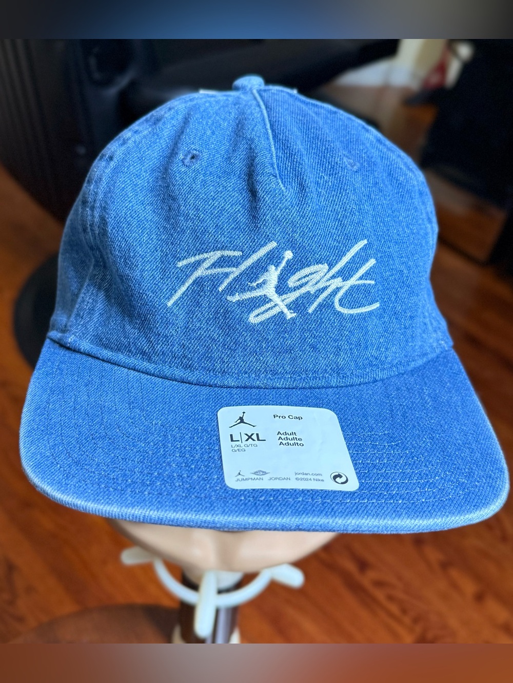 GORGEOUS DENIM JORDAN PRO CAP!!!
Adjustable - Brand New